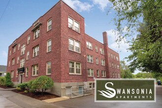 Swansonia Apartments in Seattle, WA - Building Photo - Interior Photo