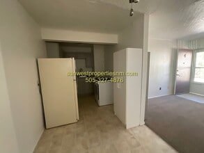 710 N Orchard Ave in Farmington, NM - Building Photo - Building Photo