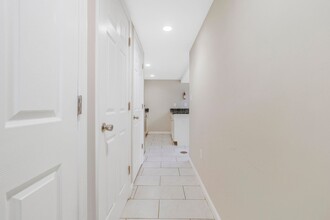 424 19th St NE-Unit -Unit B in Washington, DC - Building Photo - Building Photo