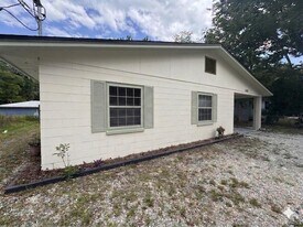 560 Aiken St in St. Augustine, FL - Building Photo