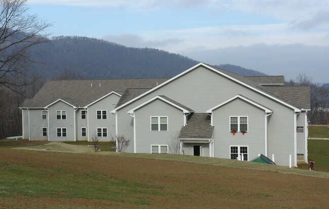 Fox Hill II in Bellefonte, PA - Building Photo - Building Photo