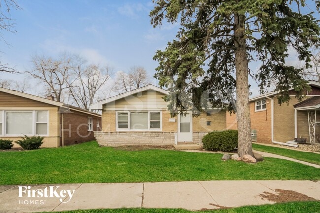 property at 14340 Kenwood Ave