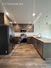 115 Shoshone Ave in Nampa, ID - Building Photo - Building Photo