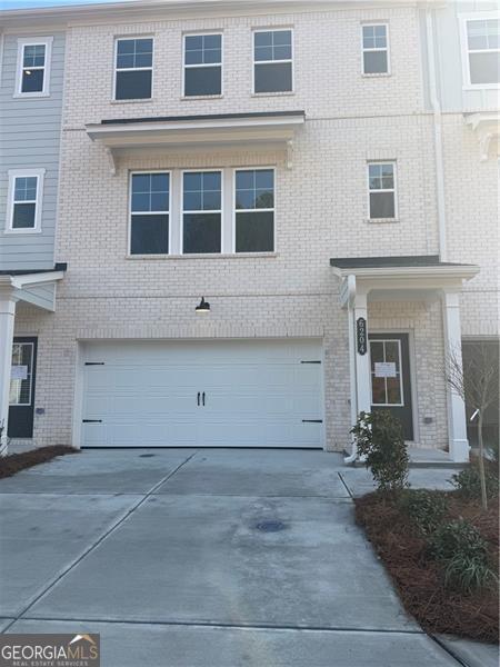 6204 Kenbrook Dr in Tucker, GA - Building Photo