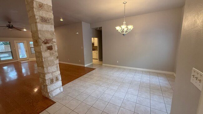 1416 Shirley Way in Bedford, TX - Building Photo - Building Photo