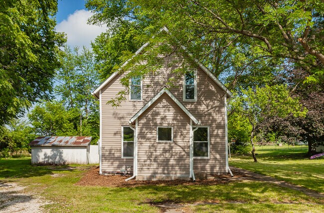 300 S Atkinson St in Truro, IA - Building Photo - Building Photo