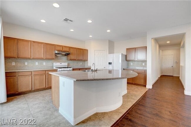 7712 Buckhorn Island Ave in Las Vegas, NV - Building Photo - Building Photo