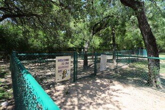 Summit at Salado Creek in San Antonio, TX - Building Photo - Building Photo