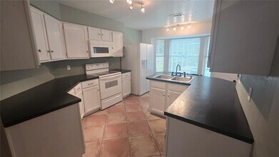 3276 Wilderness Trail in Kissimmee, FL - Building Photo - Building Photo