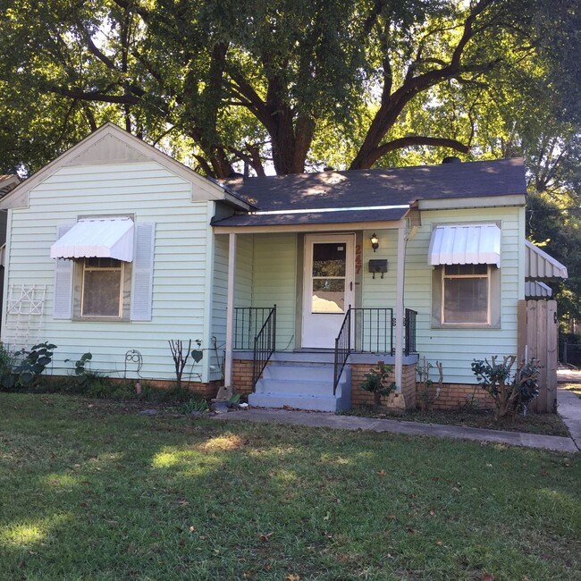 property at 247 E Ratcliff St