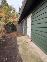 4789 SE Ada Ln in Milwaukie, OR - Foto de edificio - Building Photo
