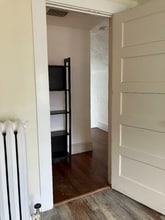 55 Quaker Ln N in West Hartford, CT - Building Photo - Building Photo