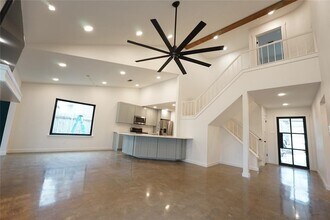 8006 Tiffany Dr in Austin, TX - Building Photo - Building Photo