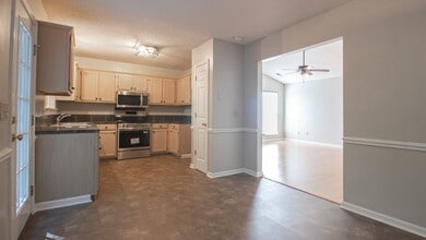 642 Aspen St in Florence, SC - Building Photo - Building Photo