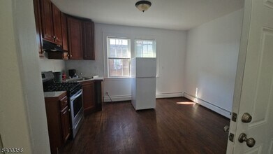 264 Pomona Ave in Newark, NJ - Building Photo - Building Photo