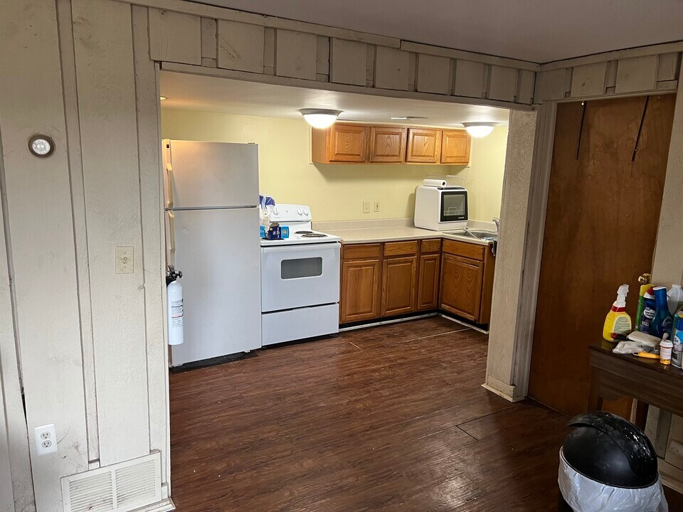 137 Coddington Rd, Unit Back door in Ithaca, NY - Building Photo
