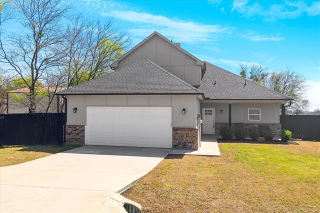 1902 Waller St in Melissa, TX - Building Photo