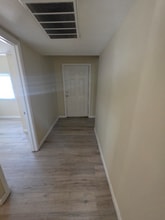 231 Nadine St in Sauget, IL - Foto de edificio - Building Photo