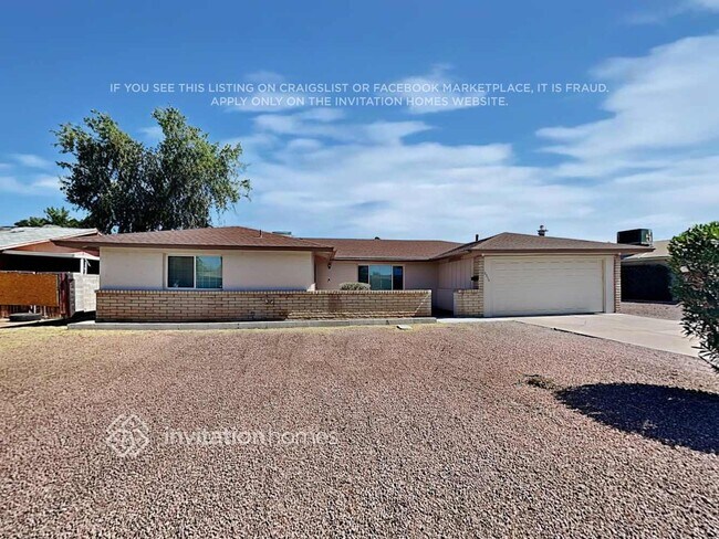 property at 3354 W Pershing Ave
