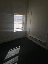 920 Broadway St in Emmetsburg, IA - Building Photo - Building Photo