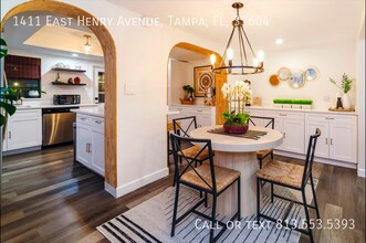 1411 E Henry Ave in Tampa, FL - Foto de edificio - Building Photo