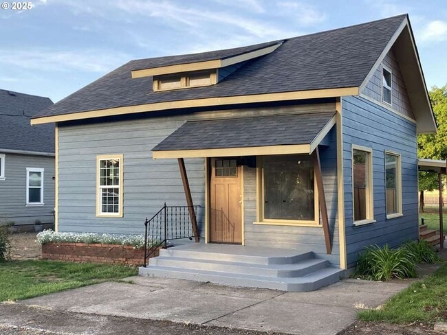 91212 N Harrison St in Eugene, OR - Building Photo - Building Photo