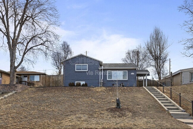 property at 1010 Newton St