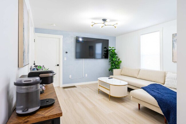 42 White St in Boston, MA - Building Photo - Building Photo