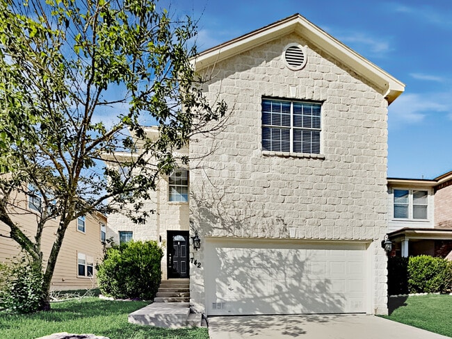 property at 742 Pinafore St