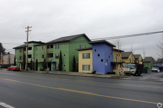 Villas de Mariposas in Portland, OR - Foto de edificio - Building Photo