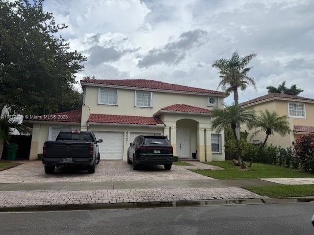 6901 NW 112th Ave in Doral, FL - Building Photo