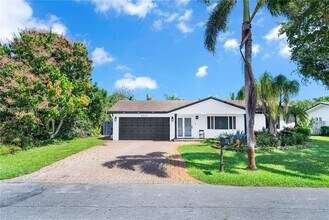 2616 NW 7th Ave in Wilton Manors, FL - Building Photo - Building Photo