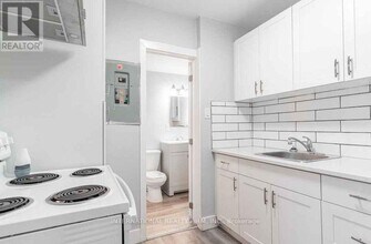 349 Hamilton Rd in London, ON - Building Photo - Building Photo