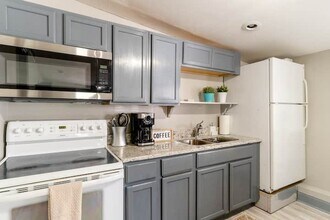 3868 Panthersville Rd in Ellenwood, GA - Building Photo - Building Photo