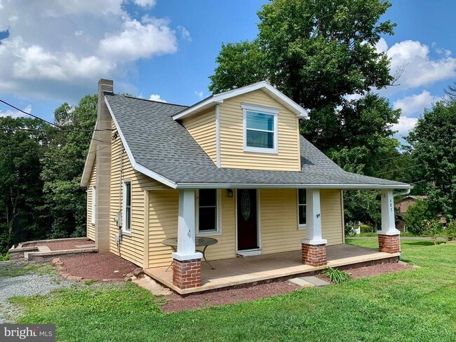 property at 483 Alleghenyville Rd