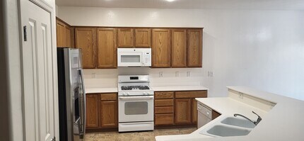 3308 Flinthead Dr in North Las Vegas, NV - Building Photo - Building Photo