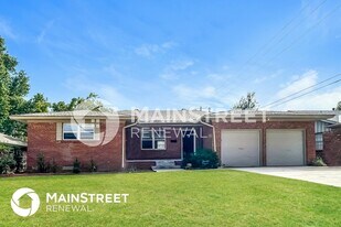 2632 Kings Way in The Village, OK - Building Photo