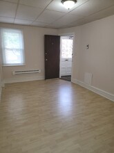 19 W Abington Ave, Unit 3 in Philadelphia, PA - Building Photo - Building Photo