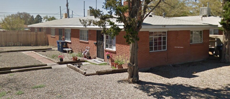 1033 Louisiana Blvd SE-Unit -A in Albuquerque, NM - Building Photo