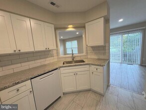 2437 Linksman Ln in Warrington, PA - Building Photo - Building Photo