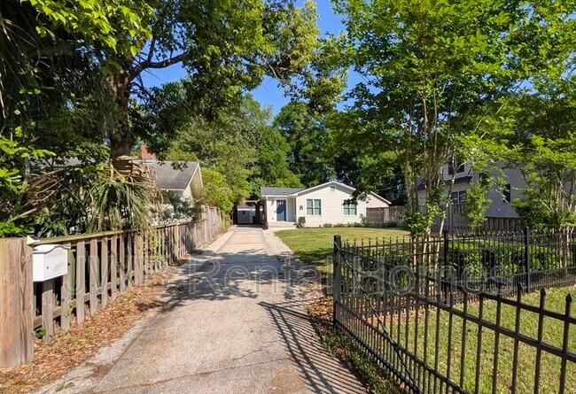 property at 3851 Boone Park Ave