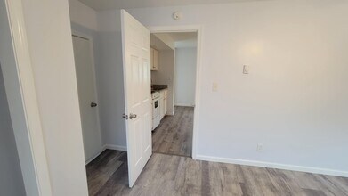 541 Brandt Ave, Unit A in New Cumberland, PA - Foto de edificio - Building Photo