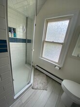 6 Robbins Ct, Unit 2 in Norwich, CT - Building Photo - Building Photo
