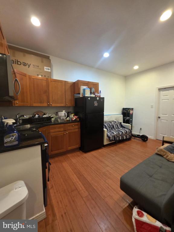 property at 4047 Spring Garden St