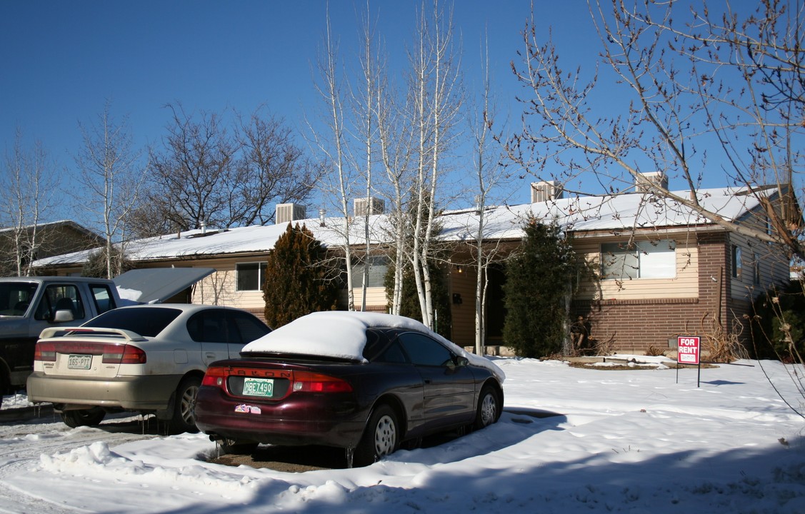 701 W Simpson Pl in Lafayette, CO - Foto de edificio