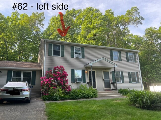 60 Minechoag Hts, Unit 62 - left side