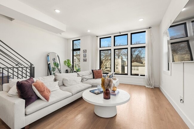 121 Prospect St in Jersey City, NJ - Building Photo - Building Photo