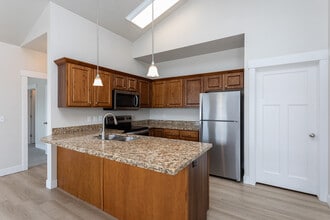 Cresthaven in Lehi, UT - Building Photo - Interior Photo