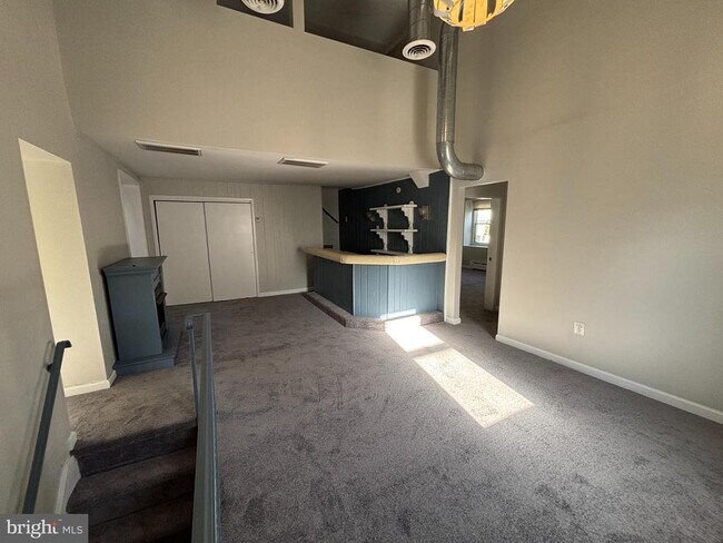 112 Grape St in Philadelphia, PA - Building Photo - Building Photo