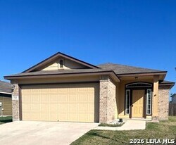 733 Wolfeton Way in New Braunfels, TX - Building Photo
